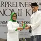 Sandiaga Salahuddin Uno saat acara dialog interaktif DPW PPP Jatim di Surabaya, Selasa (25/10/2022). (Dian Kurniawan/Liputan6.com)