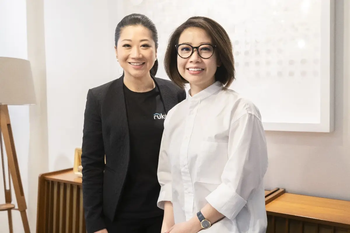 Sarah dan Sabrina Soewatdy