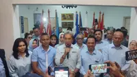 Klaim Menang Hasil Hitung Cepat Pilwalkot Bogor, Dedie-Jenal Sujud Syukur