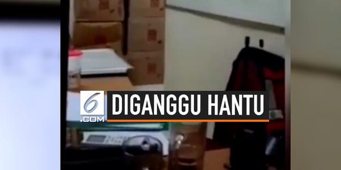 VIDEO: Pria Ini Rekam Video Saat Diganggu Makhluk Halus