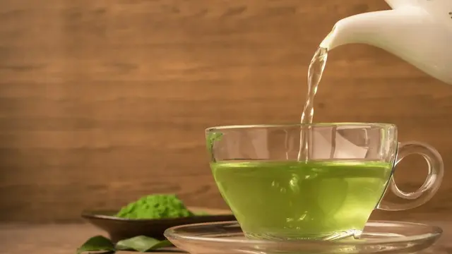 Ilustrasi teh hijau/freepik.com/trumronnarong