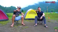 Andritany Ardhiyasa dan Ismed Sofyan Isi Waktu Lowong Kompetisi dengan Berkemah