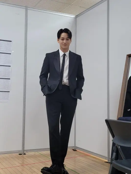 Terlepas dari rumor tersebut, Kim Bum sendiri dikenal sebagai aktor Negeri Gingseng yang berhasil mencuri atensi pecinta film dan drama Korea dari seantero dunia. [Instagram/k.kbeom]