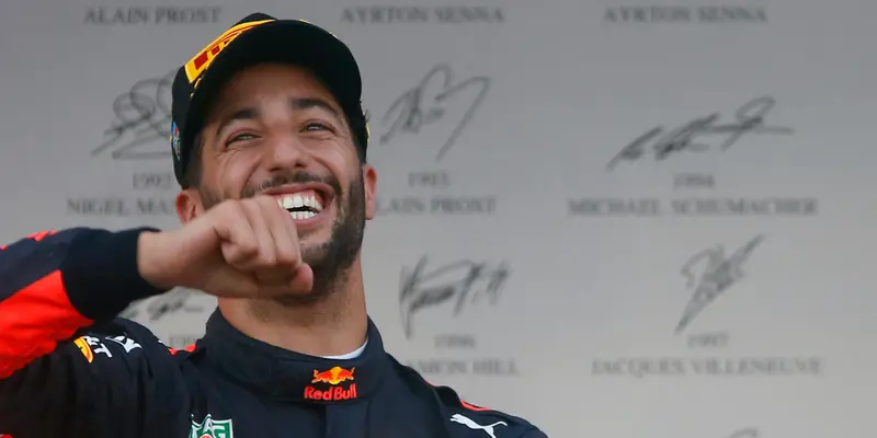 Daniel Ricciardo Juarai GP Azerbaijan