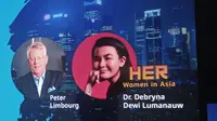 Potret dr. Debryna Dewi Lumanauw, salah seorang tokoh "HER - Women in Asia" di background acara DW Asia Pasifik di Jakarta, Jumat (18/11/2022). (Safinatun Nikmah/Liputan6.com)