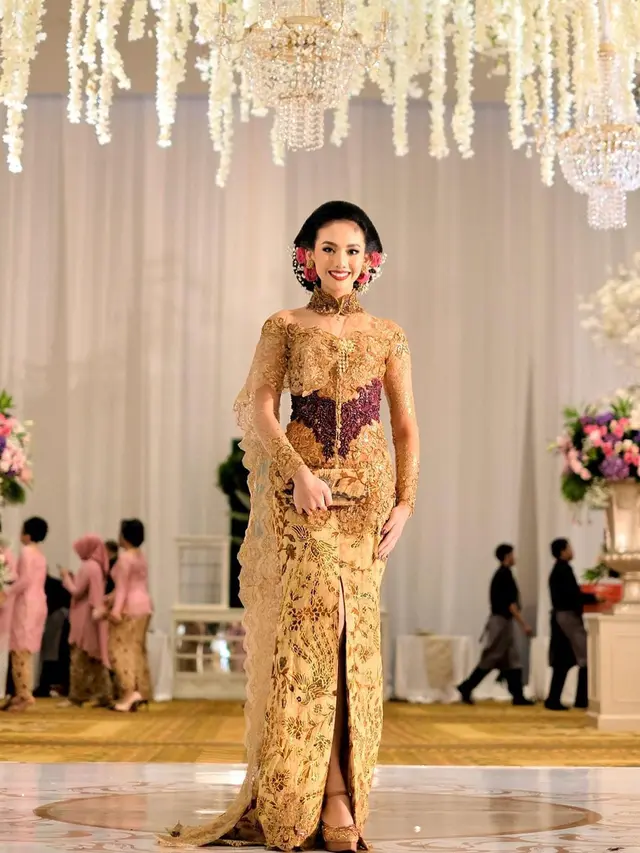 8 Pesona Ayu Sophie Kirana, Penerus Erina Gudono yang Maju Wakili Yogyakarta di Ajang Puteri Indonesia 2024