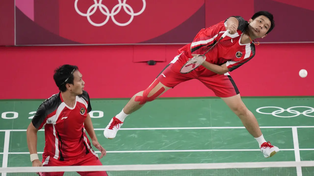 Foto: Sikat Ganda Tuan Rumah, Mohammad Ahsan/Hendra Setiawan Lolos ke Semifinal Olimpiade Tokyo 2020