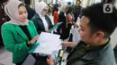 Bakal Calon Anggota Legislatif DPR PKB mengumpulkan formulir registrasi untuk mengikuti kegiatan "Uji Kelayakan dan Kepatutan Bakal Calon Anggota Legislatif DPR PKB" di Kantor DPP PKB, Jakarta, Selasa (21/2/2023). Sejak awal bulan Febuari 2023, PKB sudah menyiapkan dan melakukan penjaringan seluruh calon legislatif DPR RI. (Liputan6.com/Angga Yuniar)