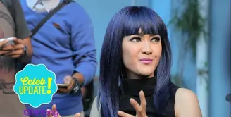 Julia Perez sedang berusaha untuk menjaga kesehatannya yang mulai membaik. Dengan demikian, ia mulai mengurangi aktivitas kerjanya di malam hari.