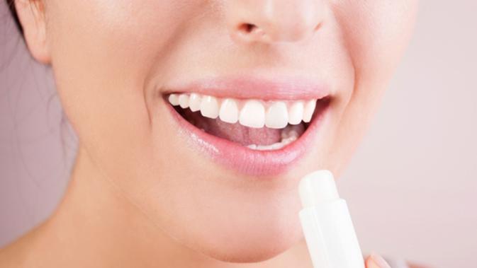 Ketahui Penyebab Bibir Kering Dan Pecah Pecah Beauty Fimela Com