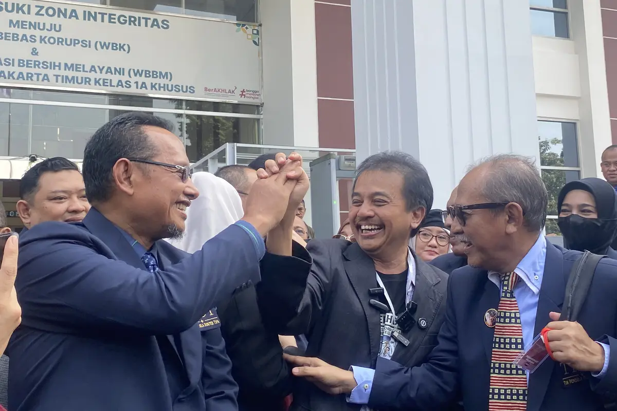 Roy Suryo Menghadiri Sidang Eksepsi Dokter Tifa di Pengadilan Negeri Jakarta Timur, Kamis (23/7/2026).