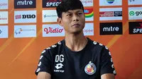 Dedi Gusmawan, bek senior Semen Padang. (Bola.com/Iwan Setiawan)