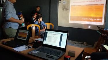 Anti Corruption Committee Sulawesi (ACC Sulawesi) menyatakan kasus kandang ayam merupakan salah satu kasus dugaan korupsi yang mangkrak bertahun (Liputan6.com/ Eka Hakim)
