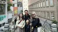 7 Momen Dian Ayu Lestari dan Ananda Omesh Liburan ke Hong Kong, Ajak Anak ke Destinasi Kids Friendly