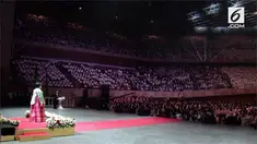 Sekitar 4000 pasangan mengikat janji suci di Cheong Shim Peace World Center, Gapyeong, Korea Selatan.