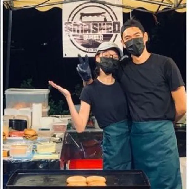 Kena PHK, Pilot Alih Profesi Jualan Burger