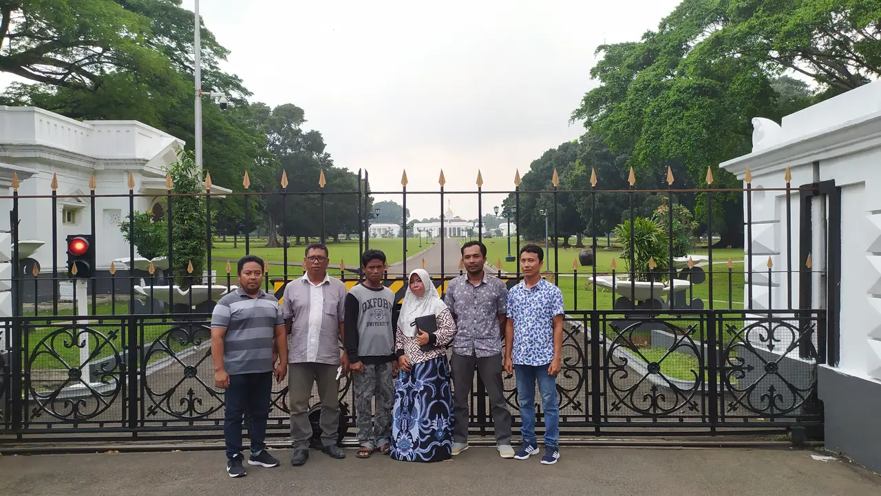 Warga Banyuwangi datangi Istana Bogor mengadu nasib.