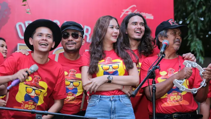 [Bintang] Aura Kasih