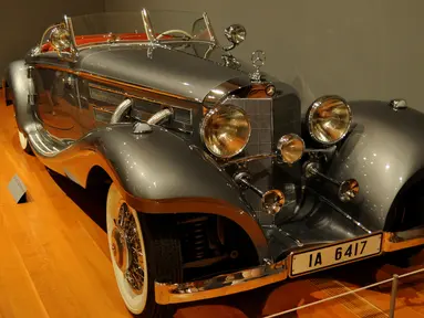 Diawali dari Mercedes-Benz 540K Spezial Roadster 1937, mobil antik ini terjual seharga USD 9,68 juta (setara 93 Miliar Rupiah) pada lelang di California tahun 2011. (commons.wikimedia.org)