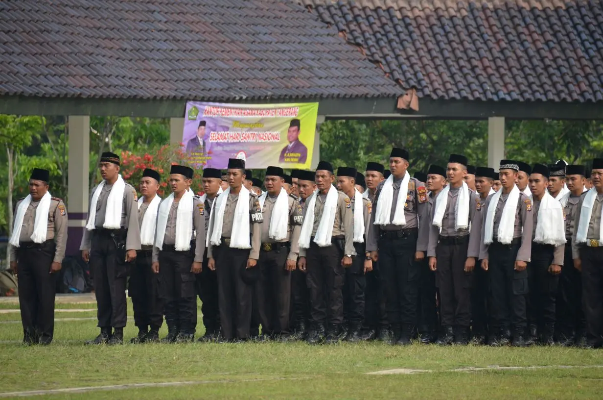 Polresta Tangerang memperingati Hari Santri (Liputan6.com/ Pramita Tristiawati)