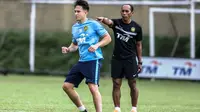 Darren Lok, pemain naturalisasi terbaru Malaysia. Pemanggilannya ke TC timnas Malaysia jadi kontroversi. (Bola.com/FAM)