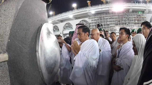 Jokowi Umrah