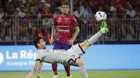 Lionel Messi saat mencetak gol salto untuk PSG (twitter/PSG)