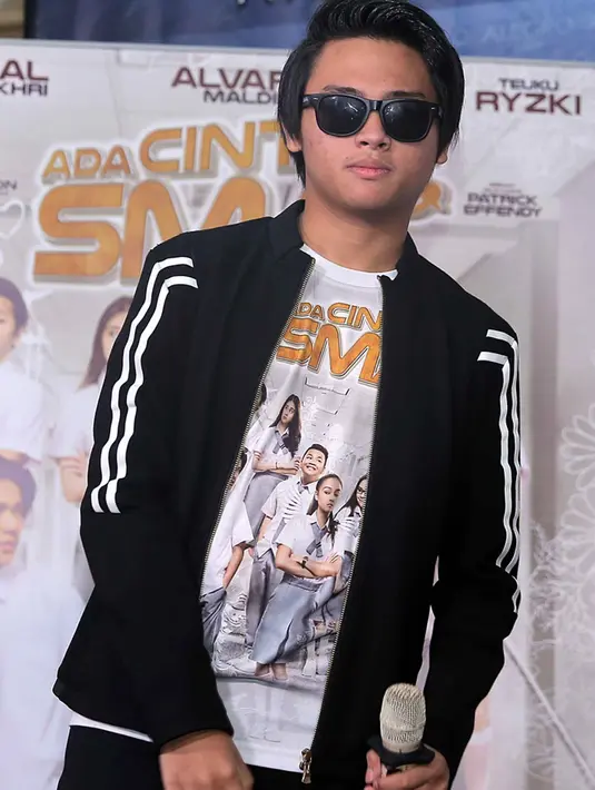 "Dan ternyata pas nonton lebih dari espektasi gue sih. Teman-teman tadi komen semuanya suka," lanjut Aldi. (Deki Prayoga/Bintang.com)