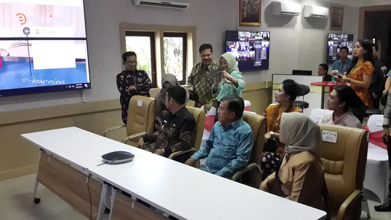 20170728-jusuf kalla-makassar-pendidikan