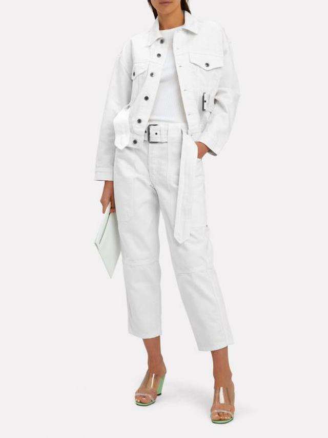 Lirik 5 Pilihan Jaket Denim yang Jadi Favorit Terkini