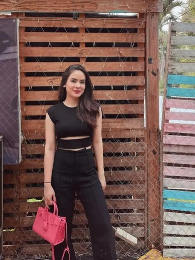 6 Gaya Steffi Zamora ala Cewek Mamba