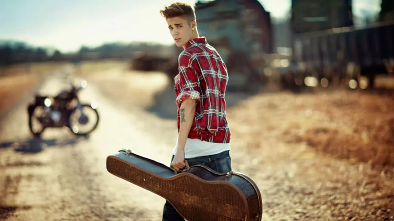 bieber-131021b.jpg