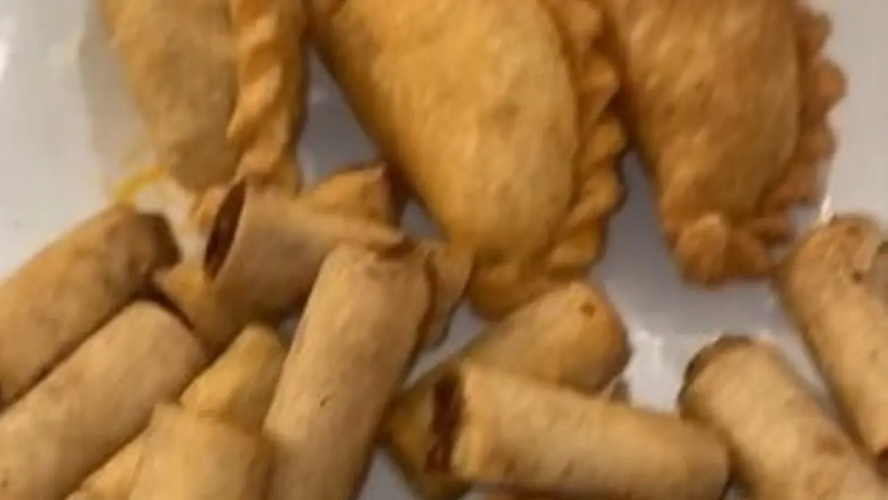 Cardi B Unggah 6 Foto Makanan yang Biasa Disantap Orang Indonesia di Instagram