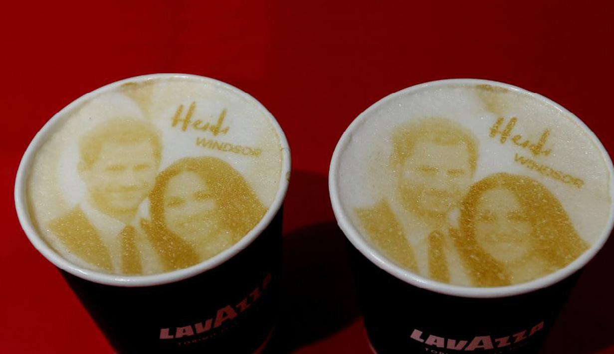 Foto Manisnya Pangeran Harry Dan Meghan Markle Dalam Secangkir