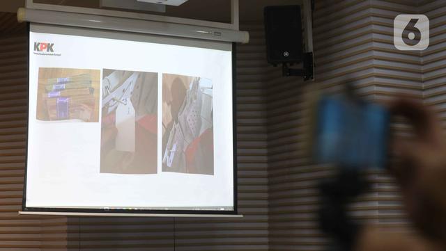 OTT Bupati Cilacap Syamsul Auliya Rachman, KPK Sita Uang Ratusan Juta