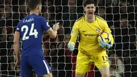 Chelsea berencana memperpanjang kontrak Thibaut Courtois dan memberinya gaji senilai 200 ribu poundsterling (Rp 3,8 miliar) per pekan. (AFP/Adrian Dennis)