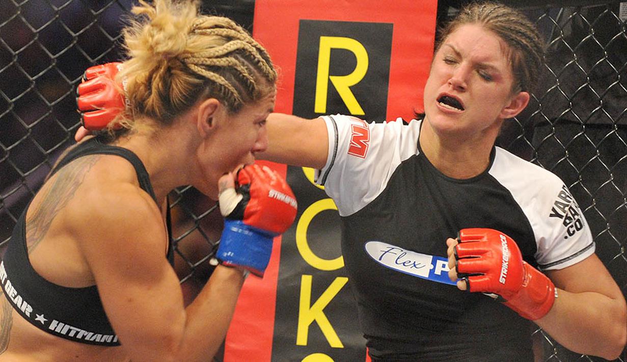 Gina Carano, Petarung Mma Yang Ganas Di Ring - Foto Bolacom-7319