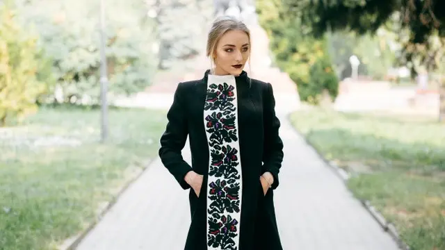 Ilustrasi Model Tunik (Credit: bristekjegor/freepik)