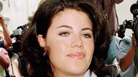 Pekerja magang Gedung Putih Monica Lewinsky yang terlibat skandal dengan Bill Clinton (thesun)