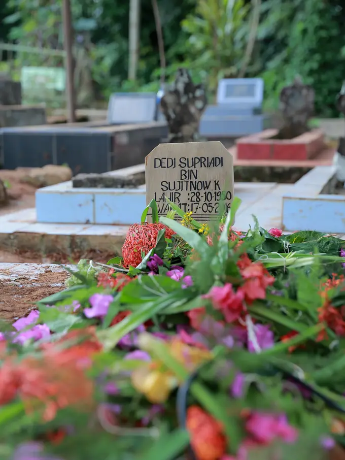 [Bintang] Deddy Dores