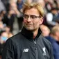 TAKJUB - Jurgen Klopp takjub dengan dukungan fanatik fans Liverpool saat menghadapi Rubin Kazan di parati lanjutan Liga Europa, Jumat (23/10/2015) dini hari WIB.