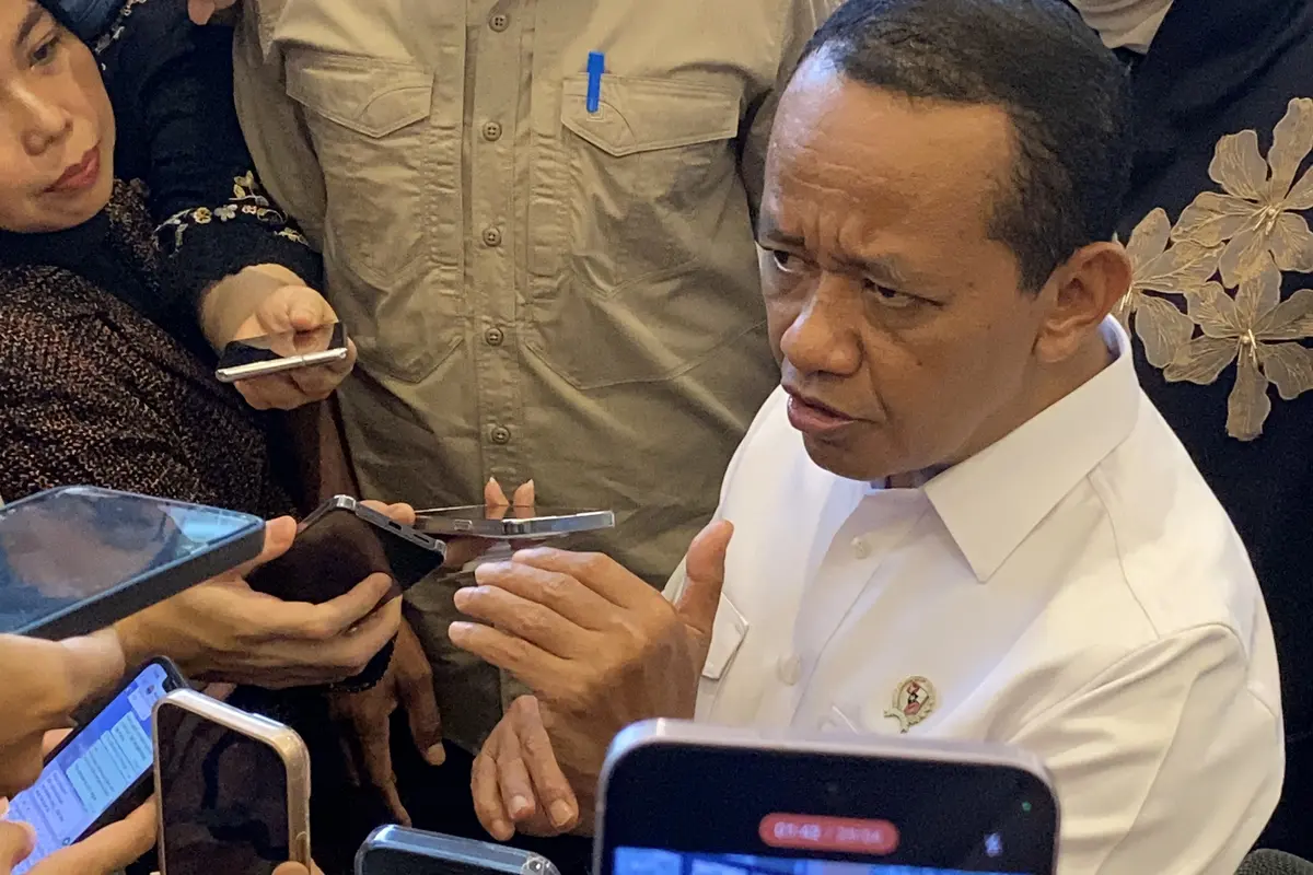 \Harga Minyak Naik dan Rupiah Lesu, Harga BBM Subsidi Masih Aman?