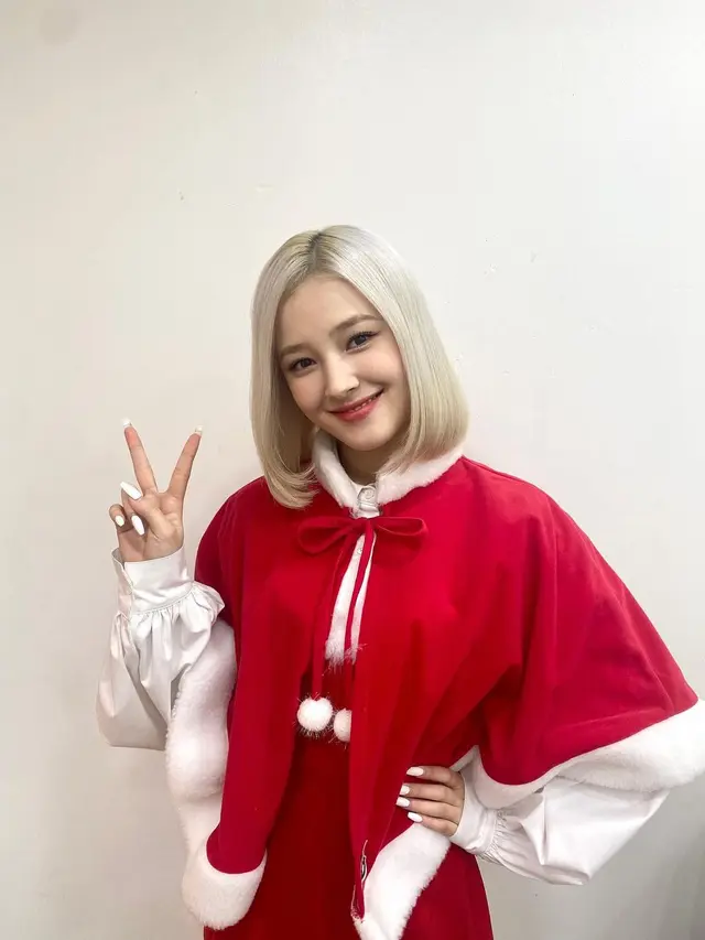 Nancy Momoland  (Instagram/momoland_official)