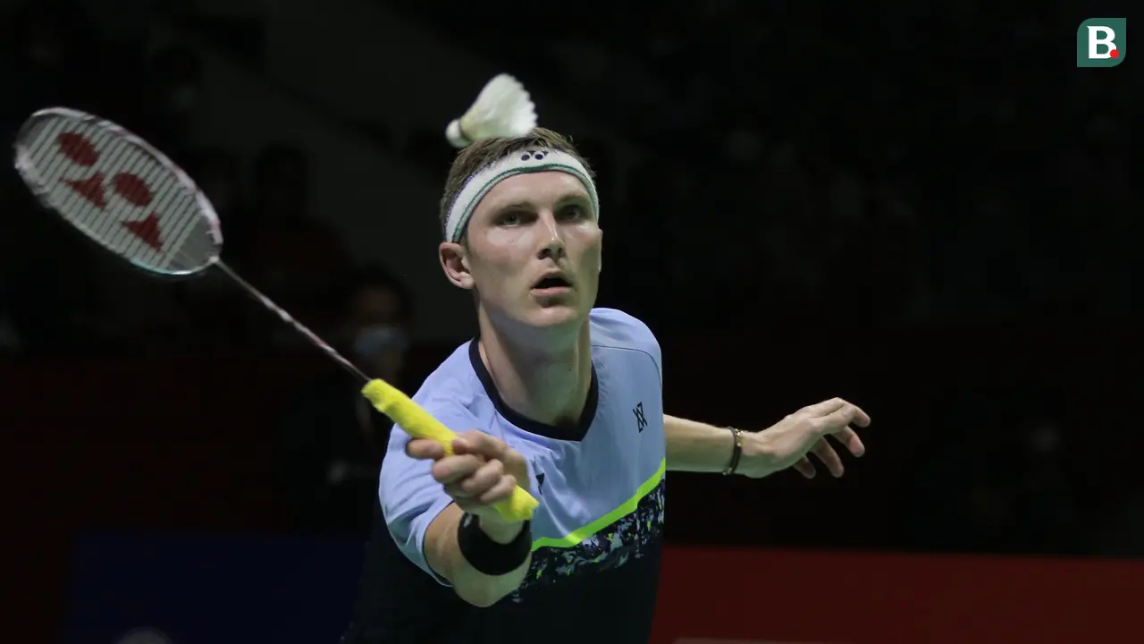 Foto: Anthony Ginting Gagal ke Final Daihatsu Indonesia Masters 2022 usai Ditaklukkan Permainan Nyaris Sempurna Viktor Axelsen