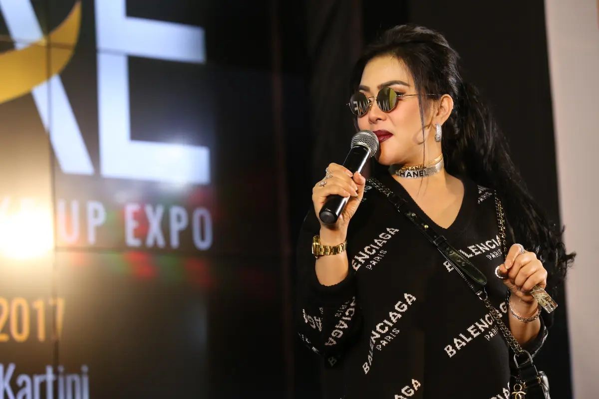 [Bintang] Syahrini