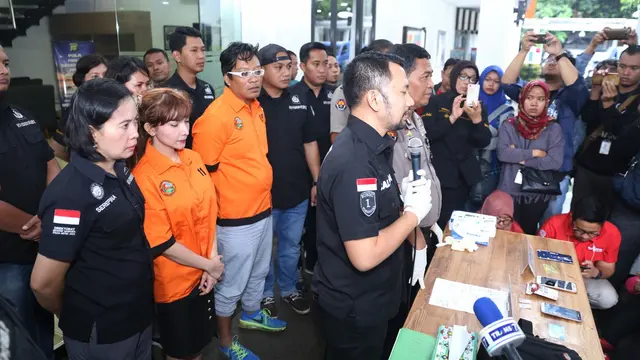 [Bintang] Roro Fitria