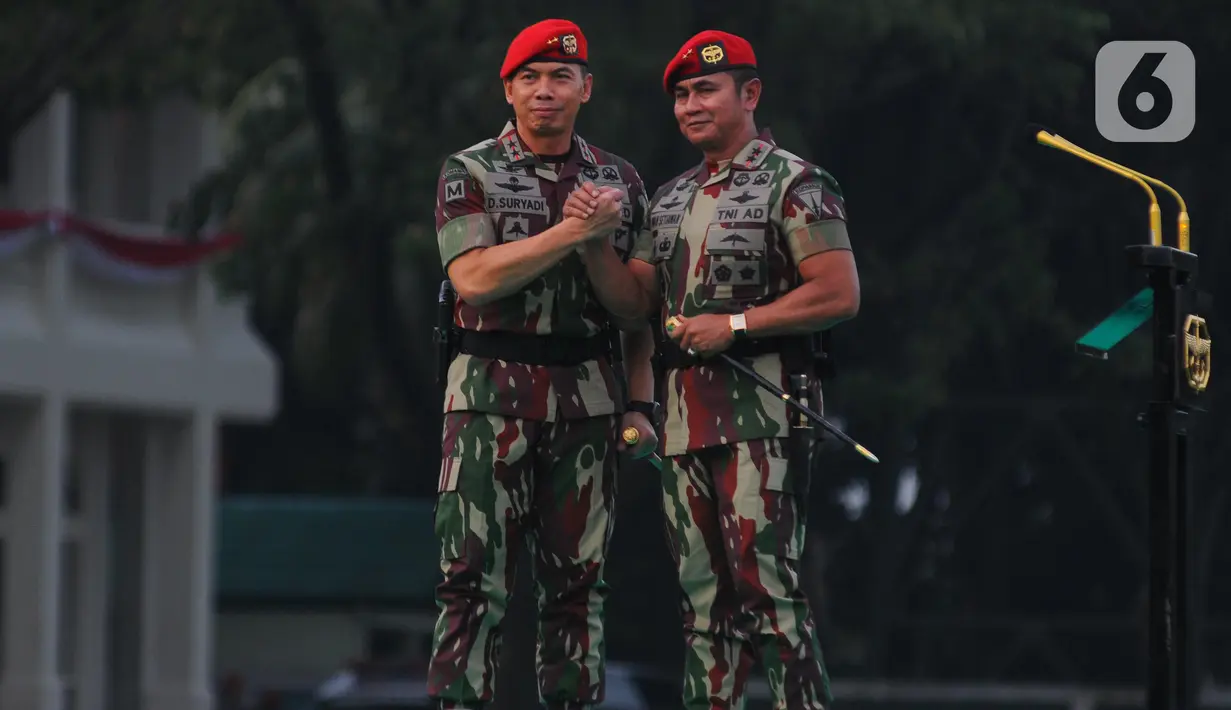 Mayjen TNI Deddy Suryadi dilantik menjadi komandan Jenderal Kopassus menggantikan Mayjen TNI Iwan Setiawan yang selanjutnya menjabat Panglima Komando Daerah Militer XII/Tanjungpura. (merdeka.com/Imam Buhori)