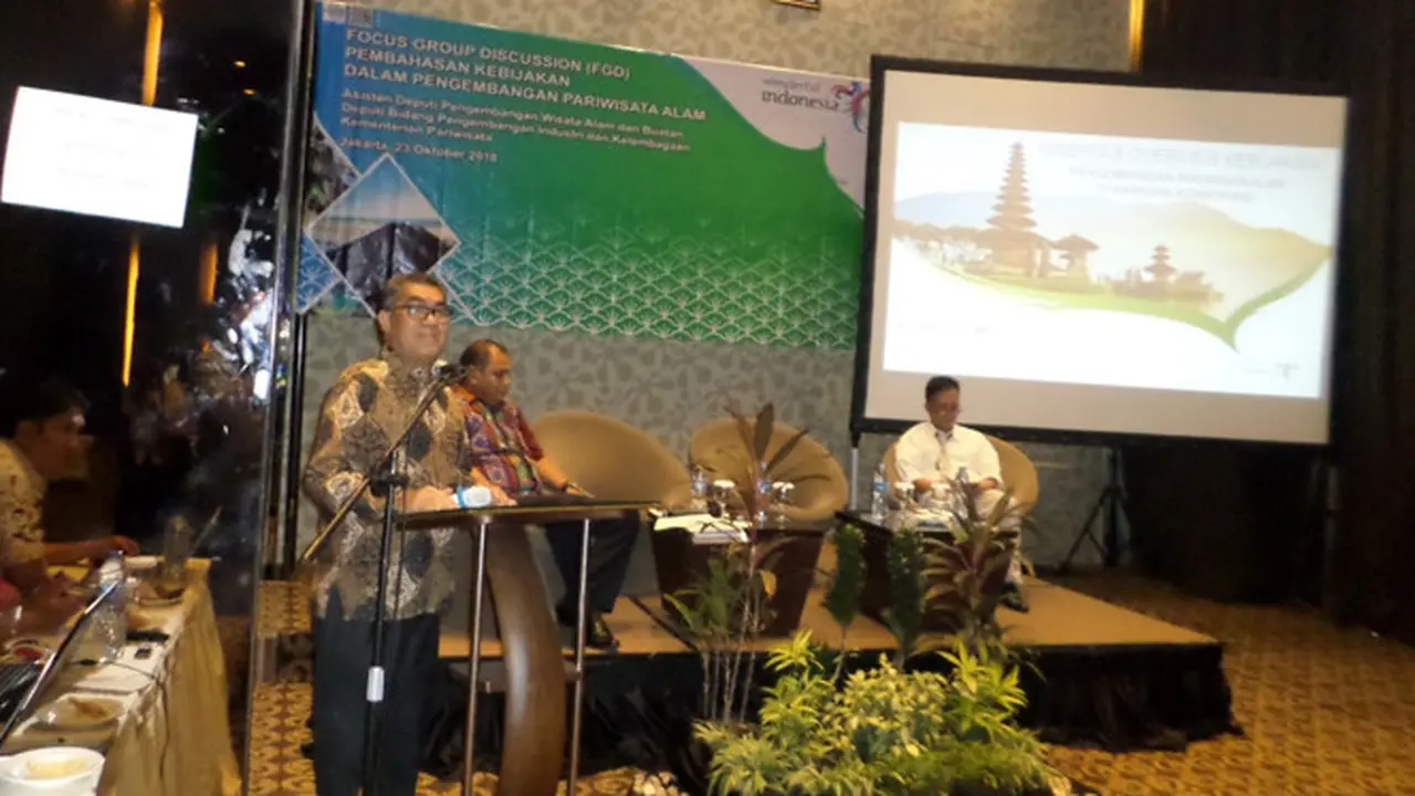 Kemenpar Siapkan Konsep Pengembangan Wisata Alam dalam FGD
