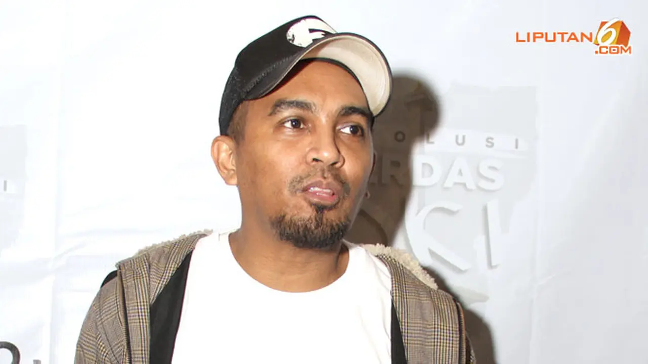 glenn-fredly-putih-130419b.jpg