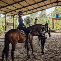 (Instagram/anyageraldine)